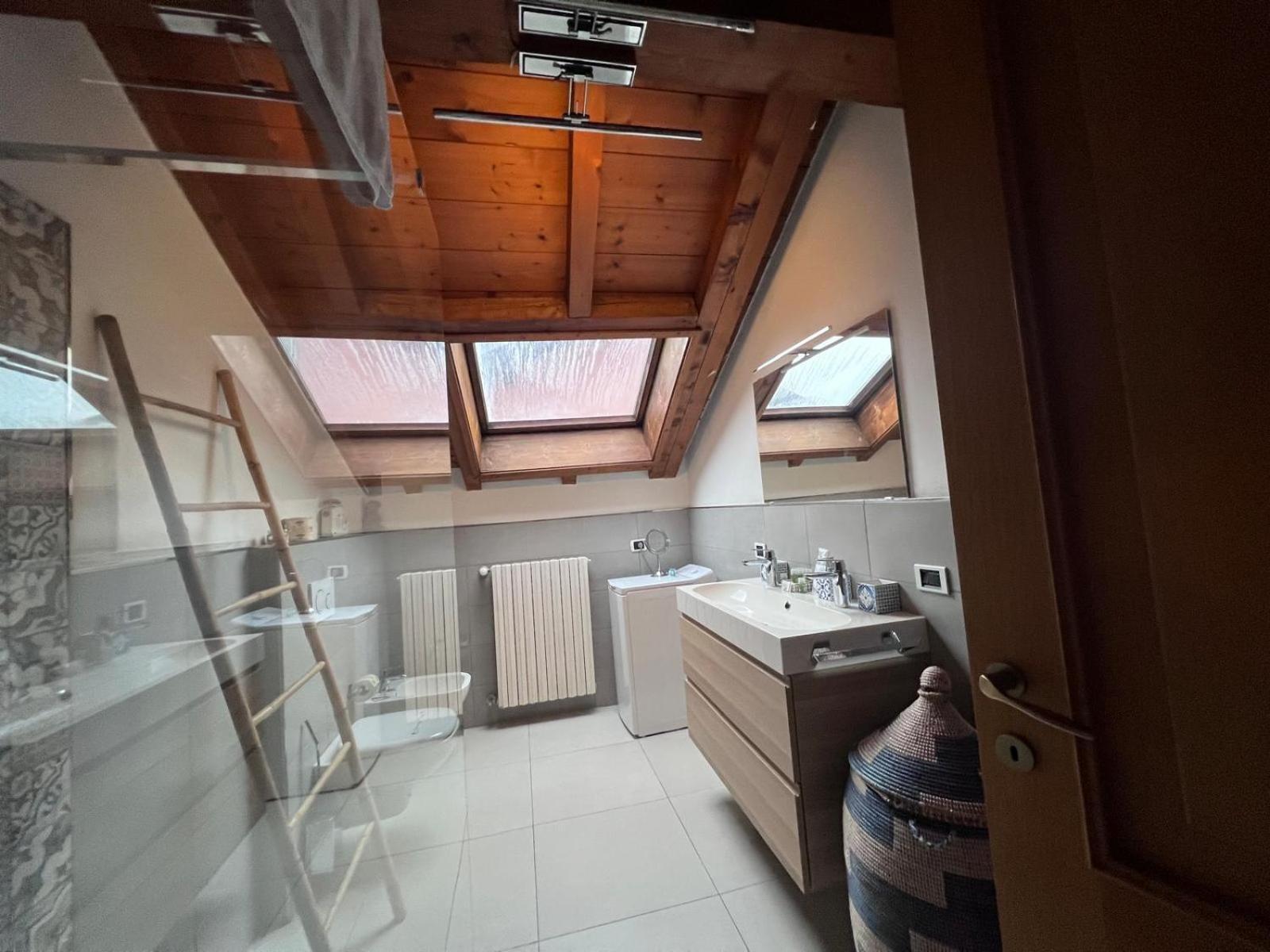 Apartmán Kibilu - Via Orrigoni Centro Citta Varese Exteriér fotografie